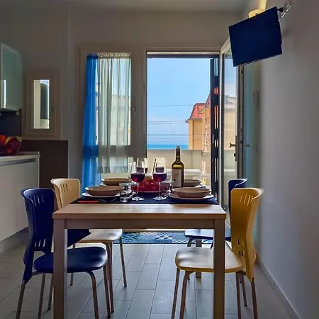 300 Meters From The Seaview Parking Wifi Clima Apartamento